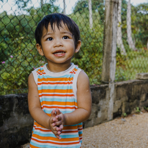 A young toddler and smile face